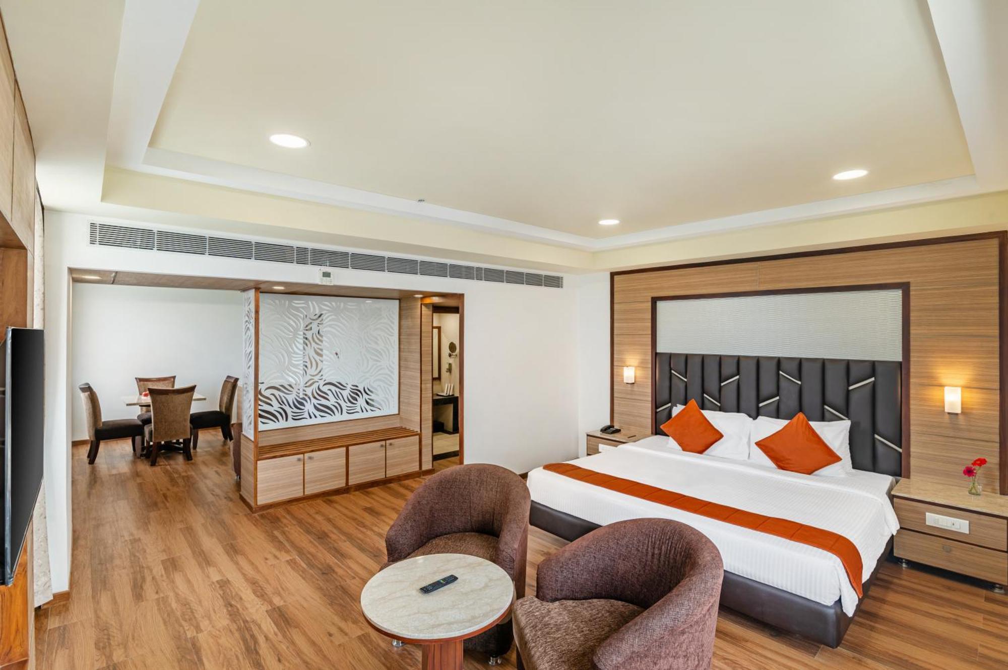 Sterling V Grand Madurai Hotell Exteriör bild