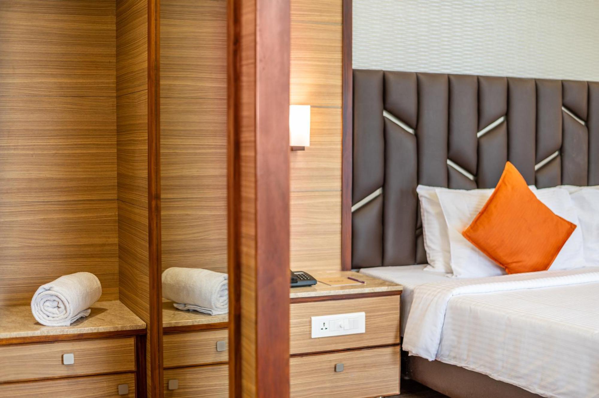 Sterling V Grand Madurai Hotell Exteriör bild